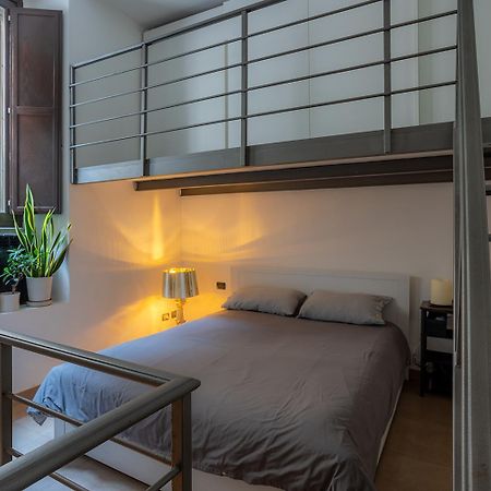 Life Is Beautiful Design Loft Navigli Romolo, Netflix, Wifi, Ac And Street Parking Daire Milano Dış mekan fotoğraf