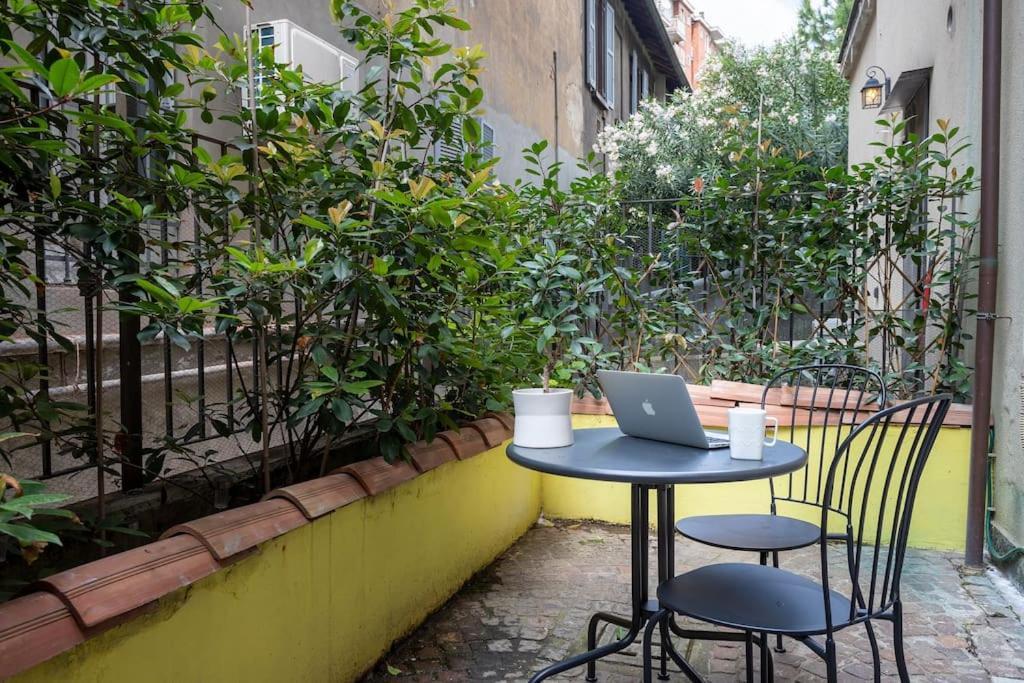 Life Is Beautiful Design Loft Navigli Romolo, Netflix, Wifi, Ac And Street Parking Daire Milano Dış mekan fotoğraf